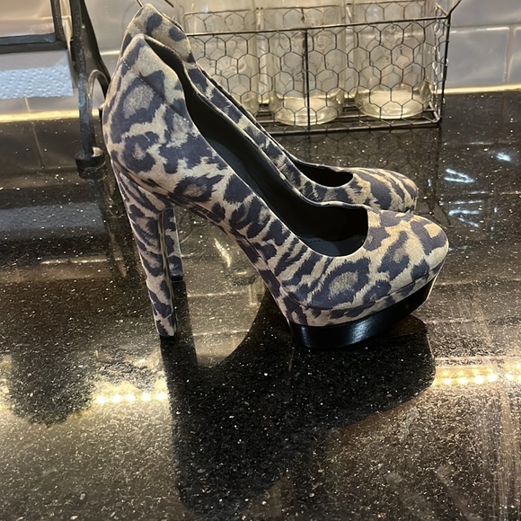 Rachel Zoe high pumps - Picture 2 of 4